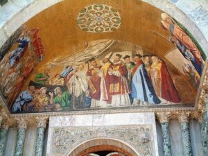 Corpo de São Marcos chegando à Veneza. Mosaico na fachada da Basílica de São Marcos.