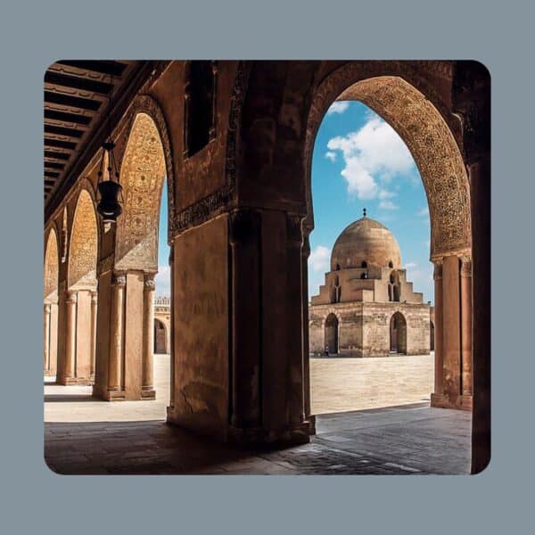 Capa de cursos certificados sobre turismo e cultura