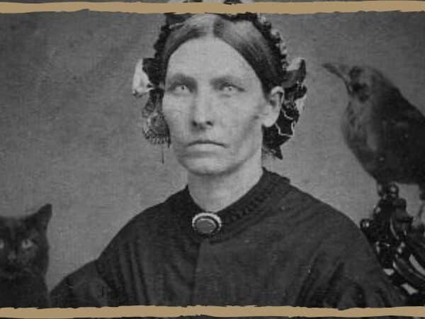 capa de artigo sobre heresia e bruxaria na inquisiçao portuguesa - mulher com corvo e gato preto