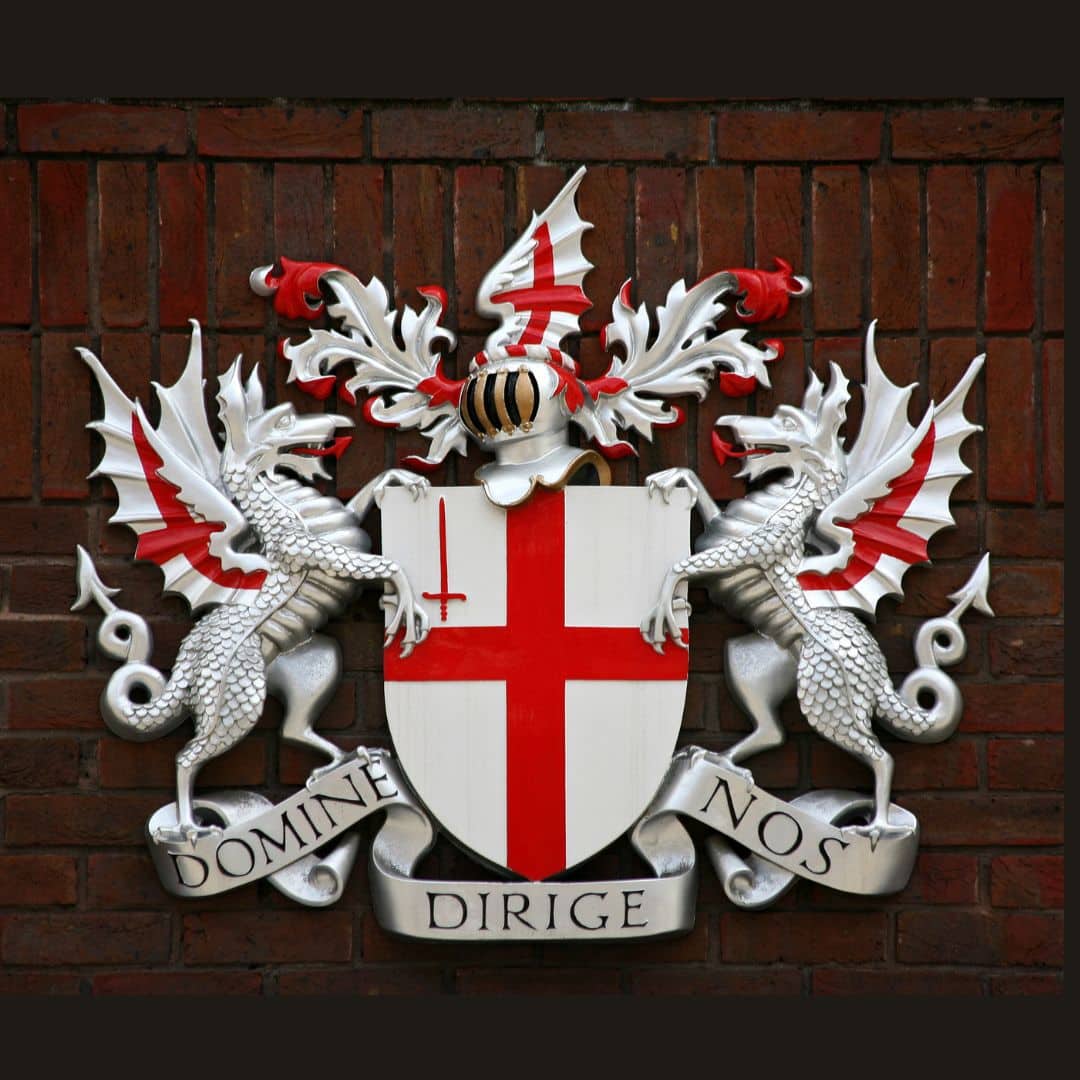 um brasão como capa do curso de introdução à heráldica